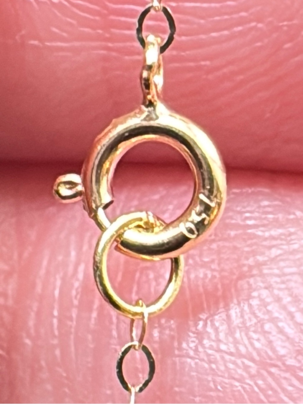 18k real gold Clover Pendant  Dainty Necklace in Green - Picture 3 of 3